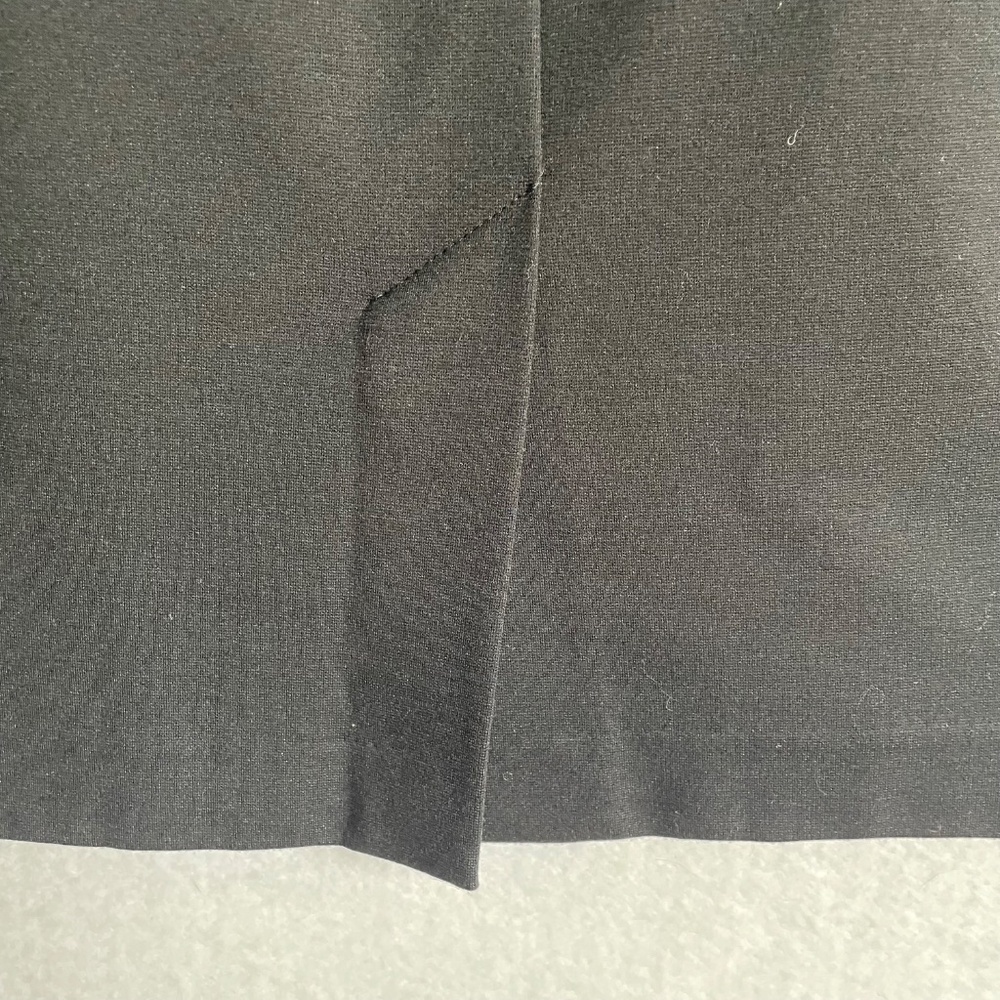 🌸Talbots Refined Ponte Pencil Skirt in Black, Size 16 - Picture 4 of 10